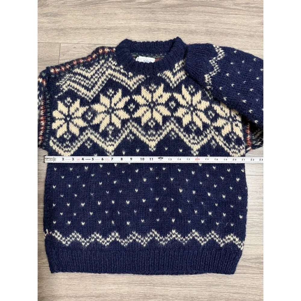 Vintage 80s Alpaca Imports Men's Sweater M Wool Hand Knit Fair Isle Snowflake